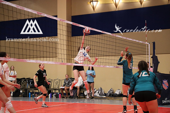 NWJrs 16 Blue Vegas 2019 - 125.jpg