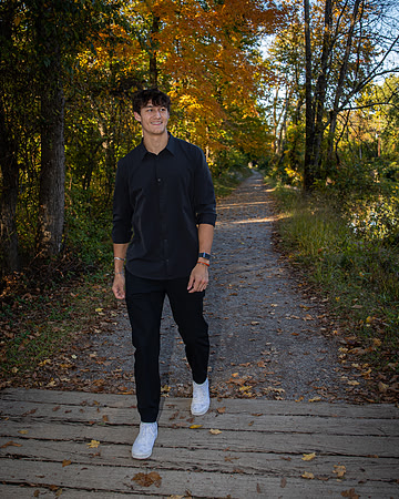 Carson Senior Fall 2022 - 077.jpg