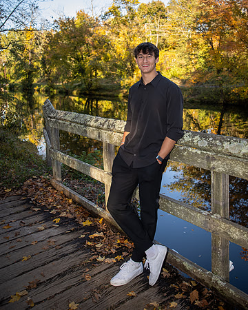 Carson Senior Fall 2022 - 028.jpg