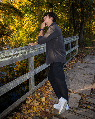 Carson Senior Fall 2022 - 046.jpg