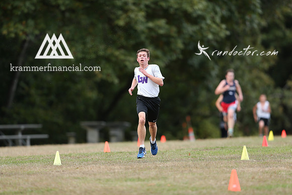 LW at Juanita Fall 2017 XC - 386.jpg