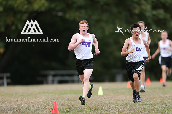 LW at Juanita Fall 2017 XC - 326.jpg