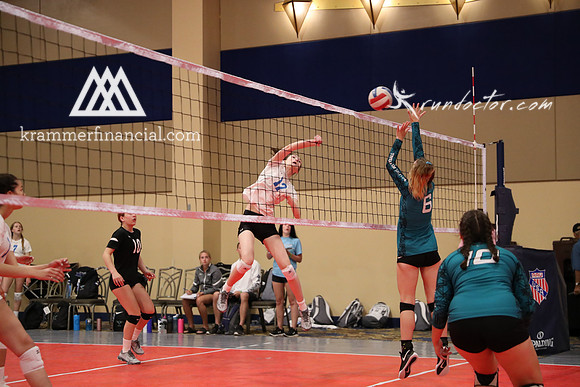 NWJrs 16 Blue Vegas 2019 - 126.jpg