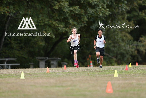 LW at Juanita Fall 2017 XC - 412.jpg