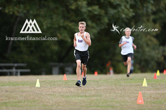 LW at Juanita Fall 2017 XC - 297.jpg