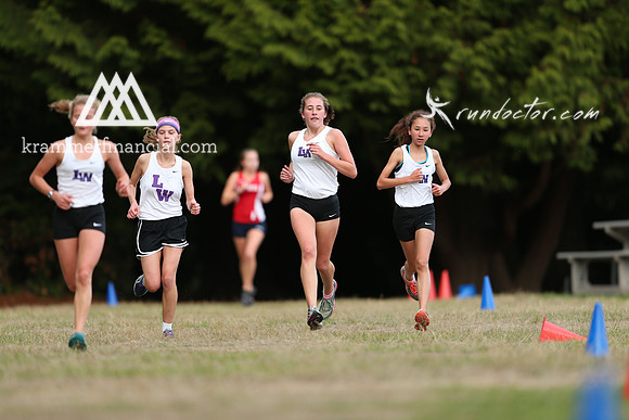 LW at Juanita Fall 2017 XC - 447.jpg