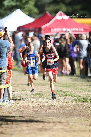 LWHS XC - Bellevue Invitational 029.jpg