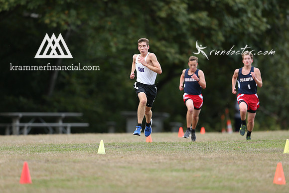 LW at Juanita Fall 2017 XC - 306.jpg