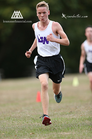 LW at Juanita Fall 2017 XC - 331.jpg