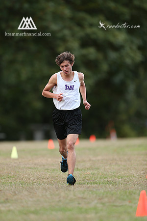 LW at Juanita Fall 2017 XC - 366.jpg