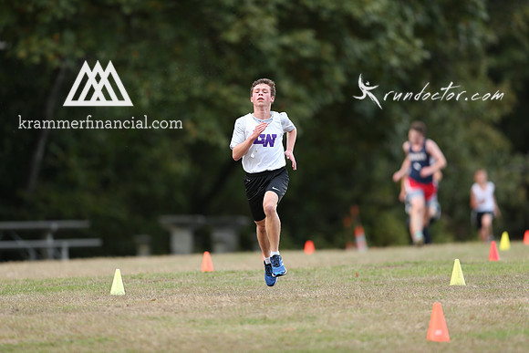 LW at Juanita Fall 2017 XC - 387.jpg