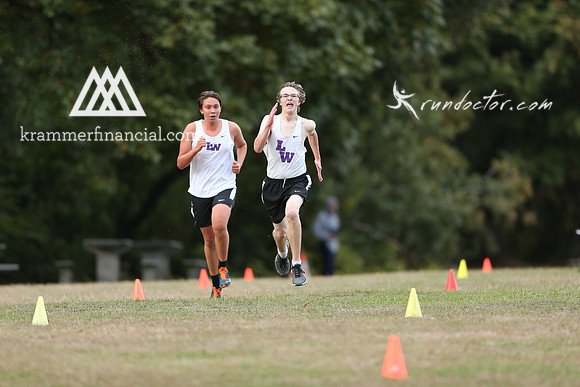 LW at Juanita Fall 2017 XC - 382.jpg
