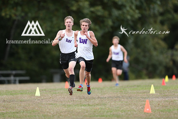 LW at Juanita Fall 2017 XC - 291.jpg
