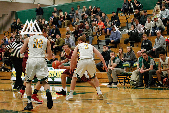 Eastlake vs Redmond Fall 2017 - 010.jpg